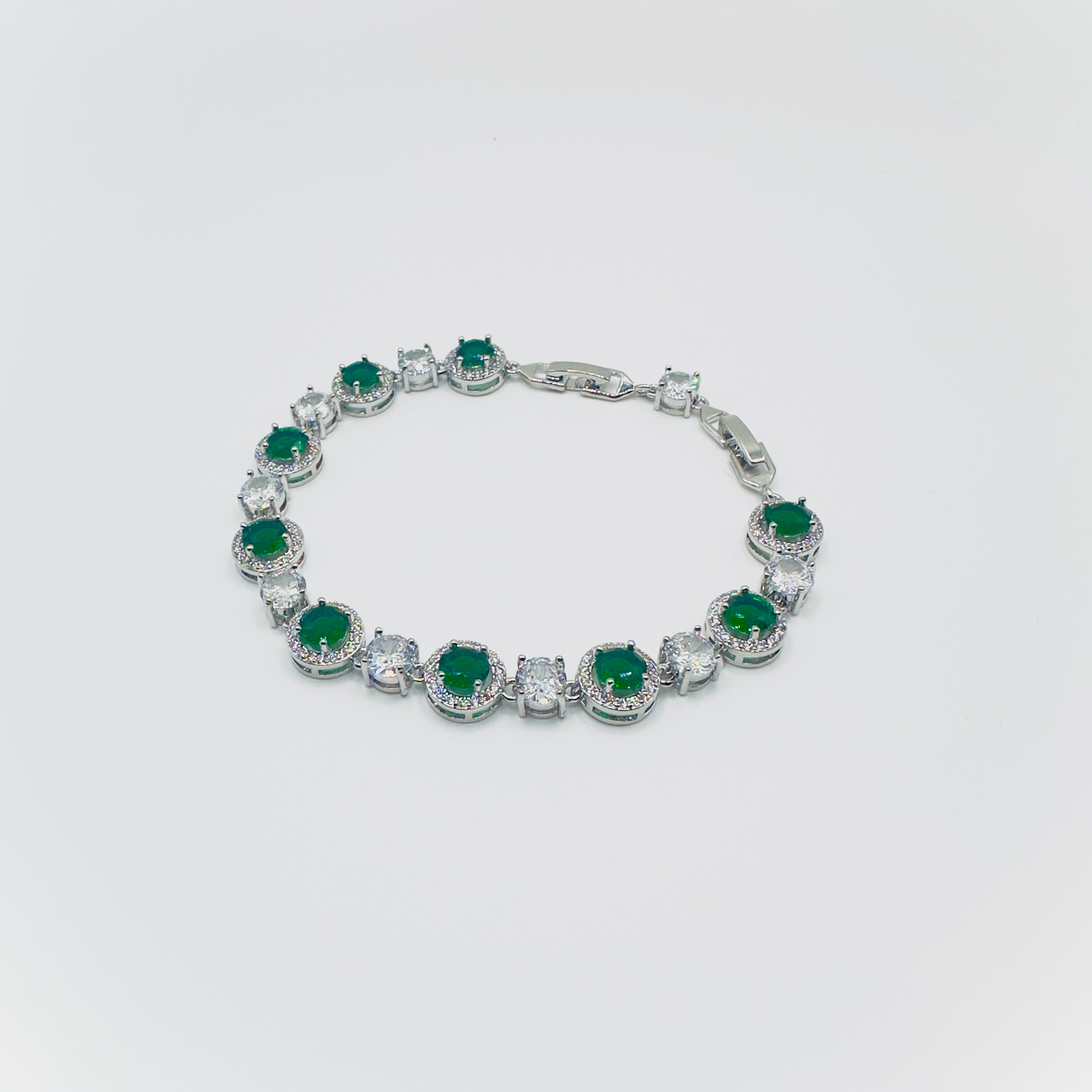 Circular Gemstone Crystal Bracelet